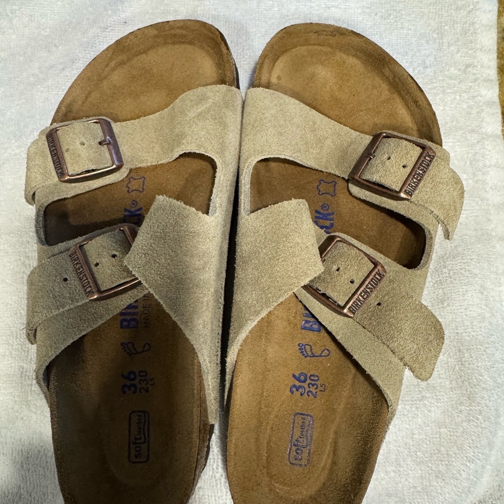 Birkenstock Tan Suede Buckle Sandals